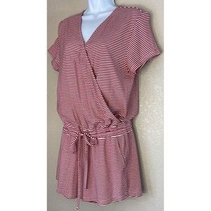 Vineyard Vines Stripe Faux Wrap Romper Red White Stripes Adj Tie Waist Sz M EUC
